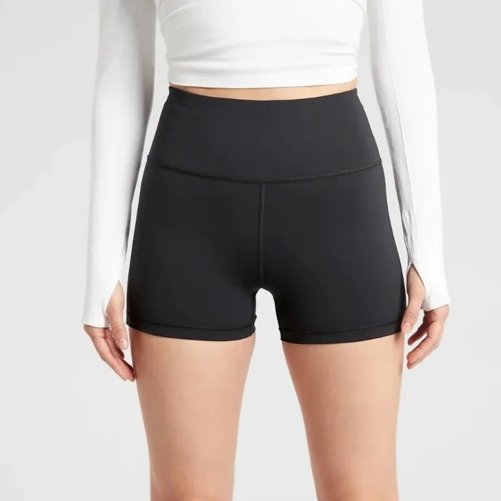 ATHLETA Ultimate 3” Short Black S
